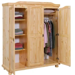 Armoire en bois massif 3 portes