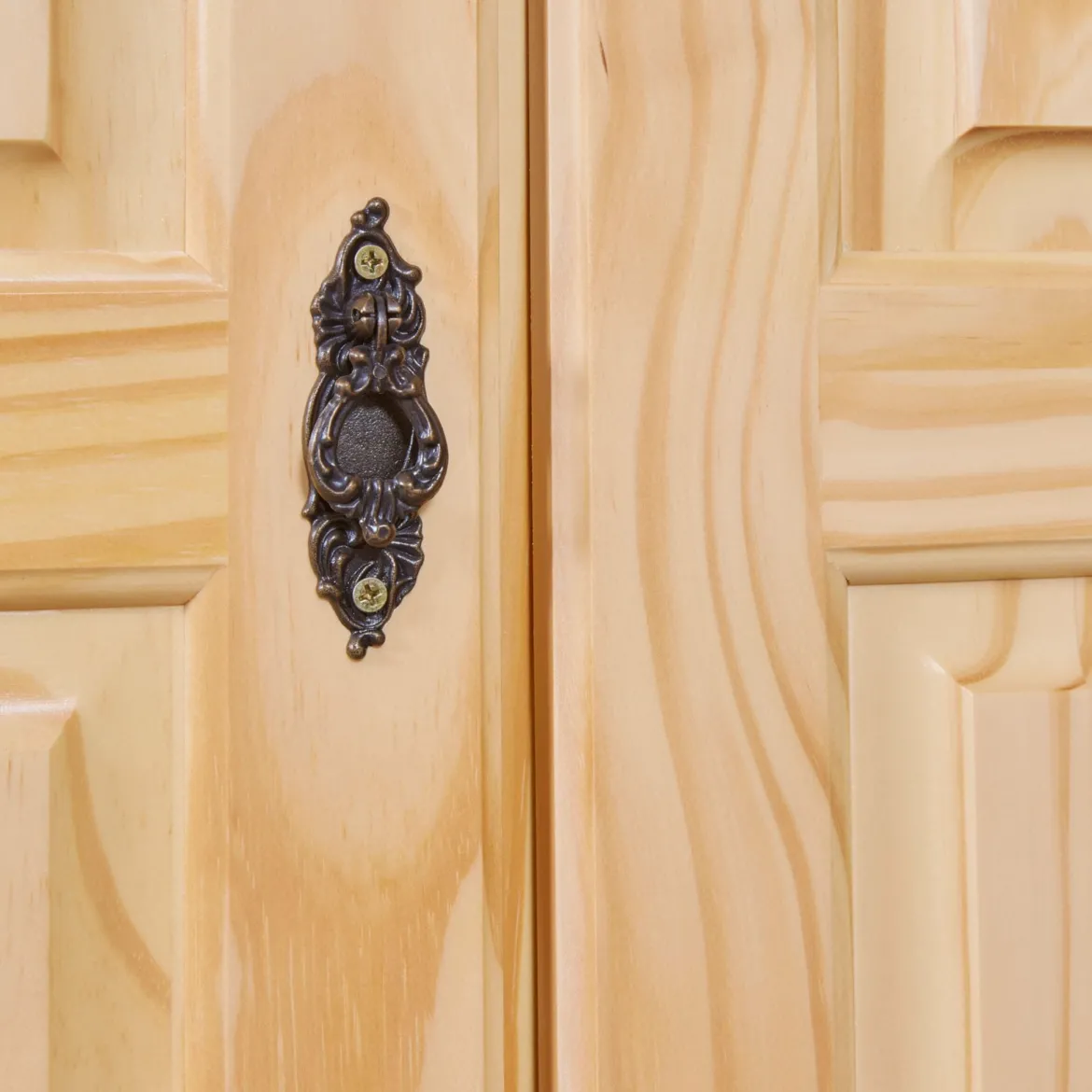 Armoire en bois massif 3 portes