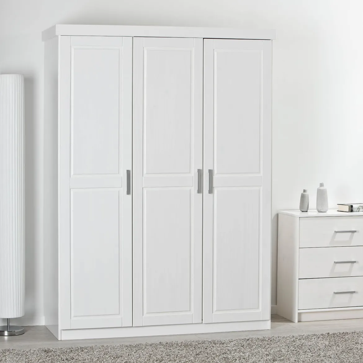Armoire 3 portes en bois massif blanc - AR12023