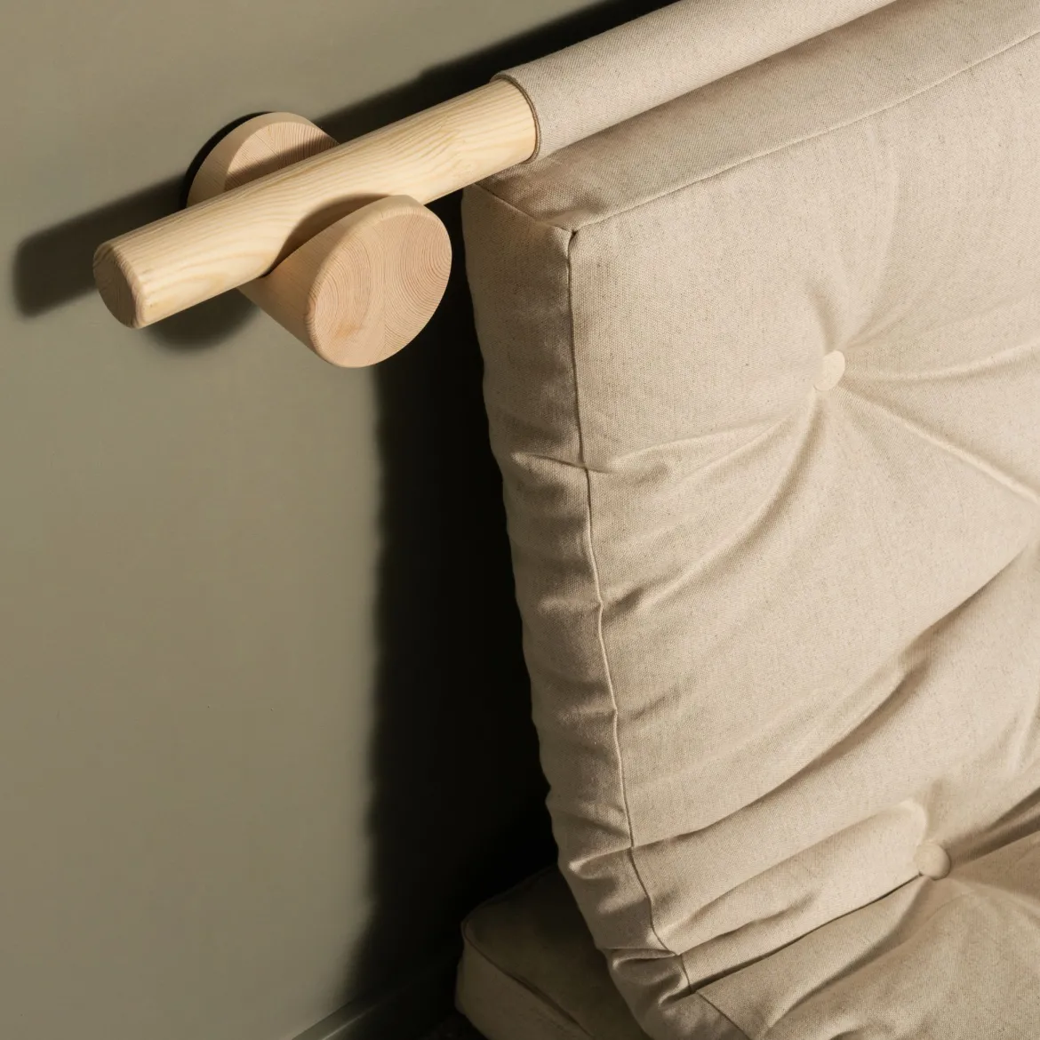 Canapé convertible futon HOOKED 135x200