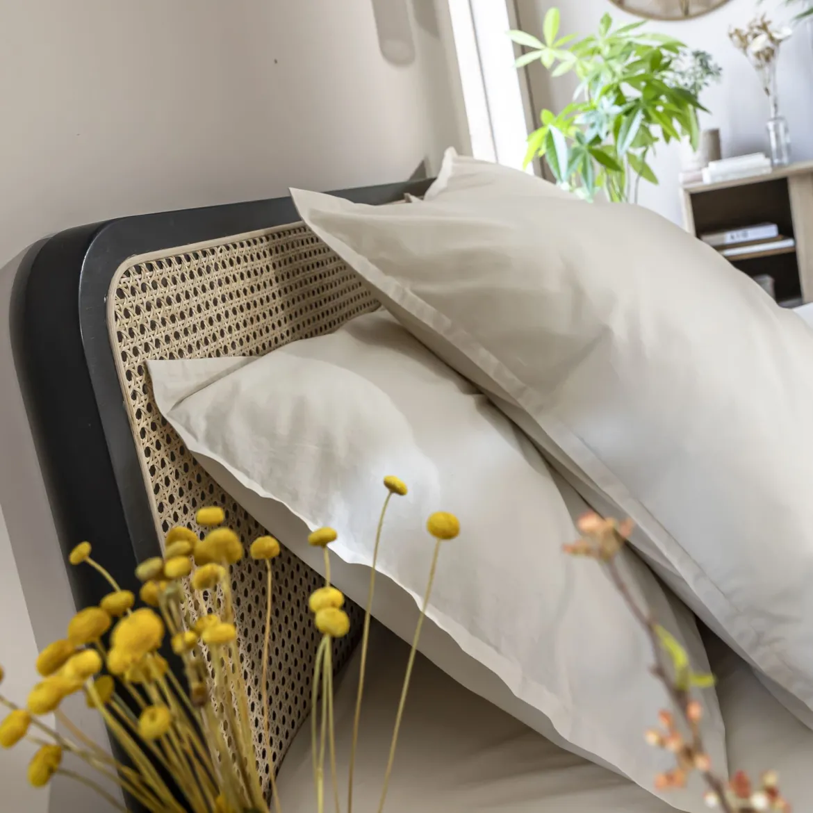 Chambre lit cannage avec commode ANNA