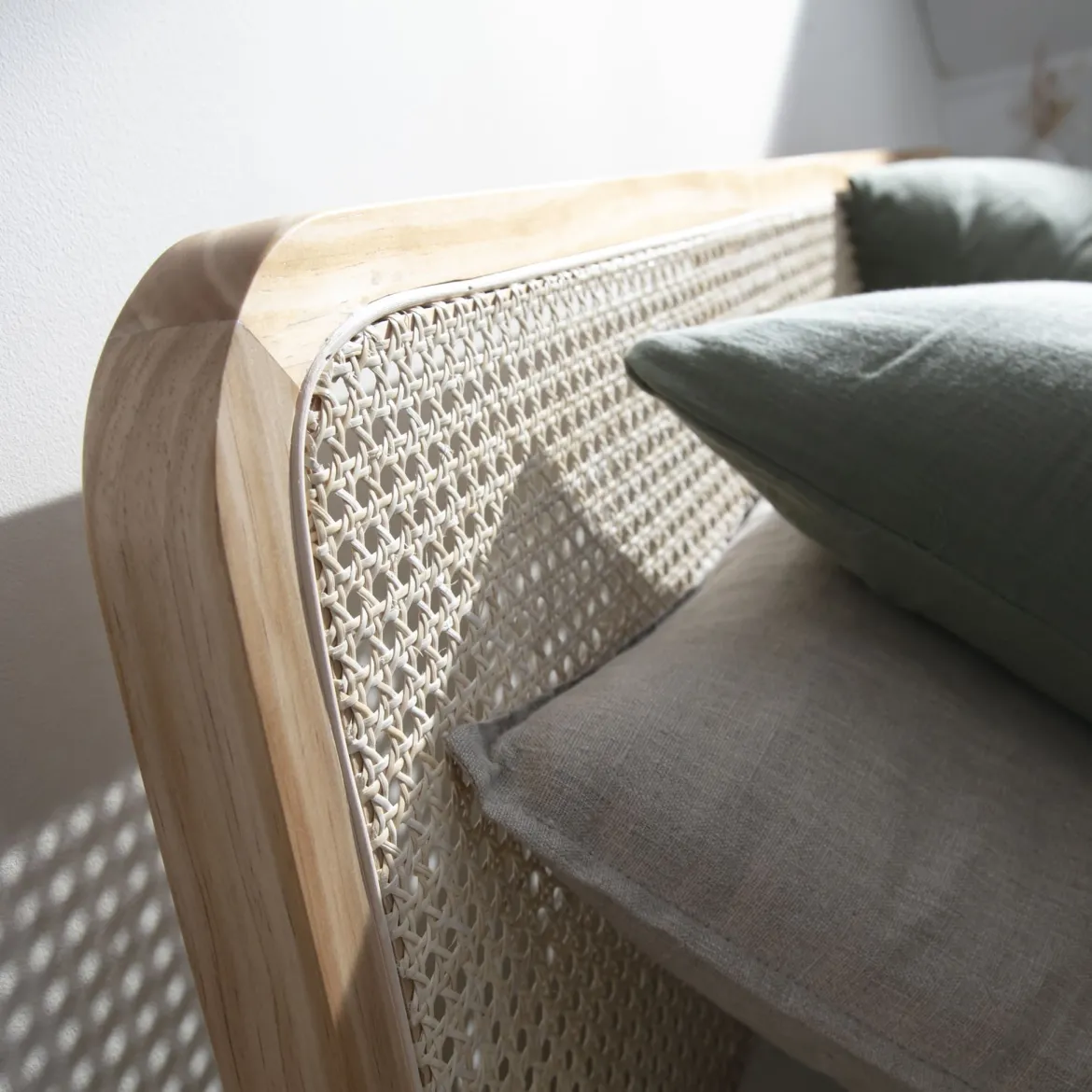 Chambre lit cannage avec commode ANNA