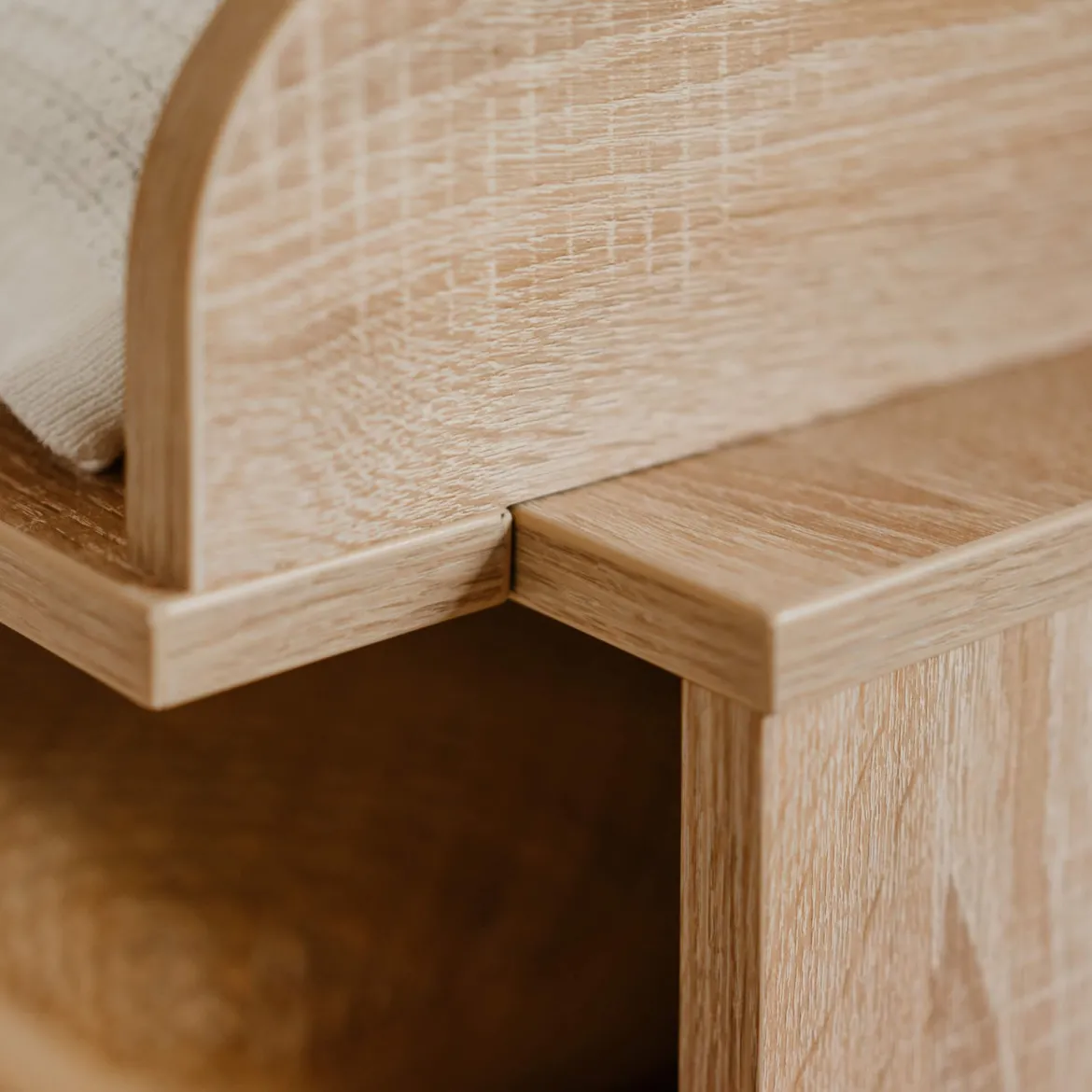 Commode à langer bébé 2 tiroirs en bois effet cannage - CO7085