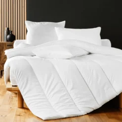 Couette chaude polyester Douceur d'Intérieur Confort