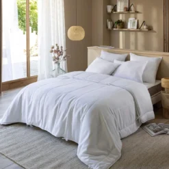 Couette 4 saisons anti-acariens et anti-bactériens