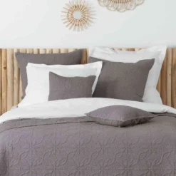 Couvre-lit microfibre lavée matelassé Florette 240x220 cm