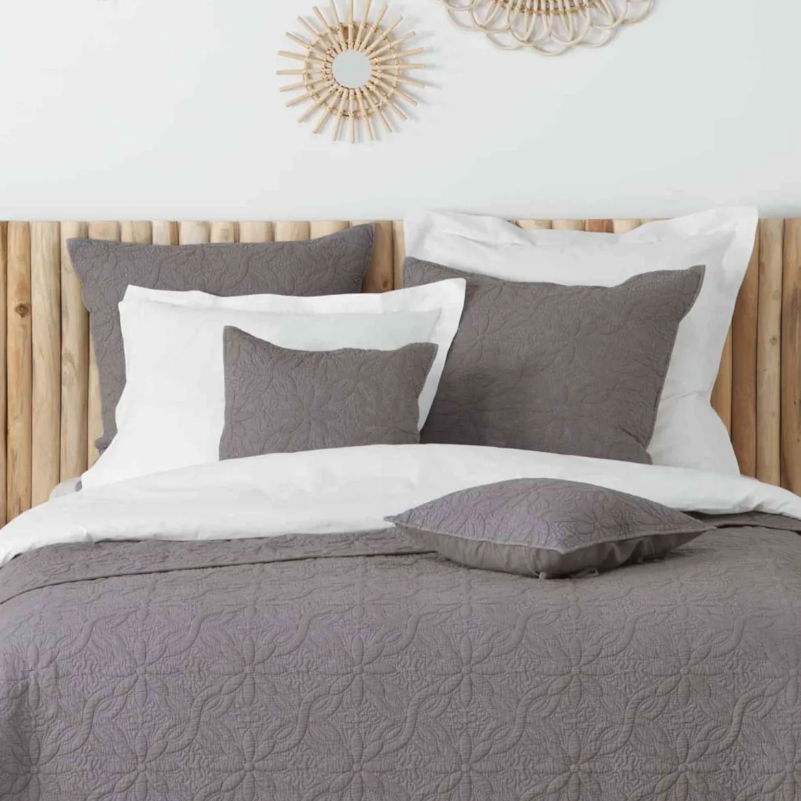 Couvre-lit microfibre lavée matelassé Florette 240x220 cm
