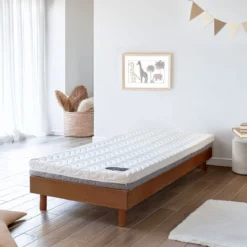 Ensemble matelas ferme mousse Tranquillité 2.0 + Sommier kit enfant en bois massif