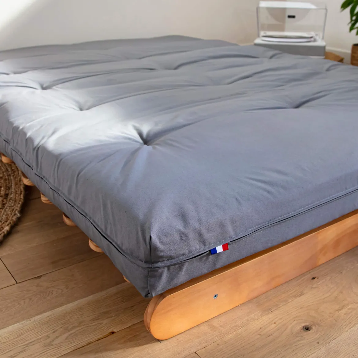 Ensemble matelas futon en coton et structure en bois massif naturel