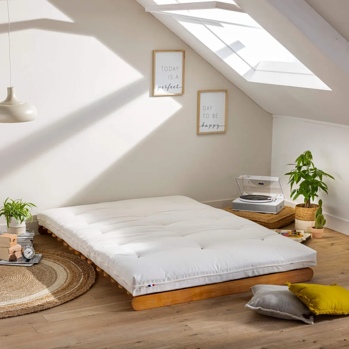 Ensemble matelas futon en coton et structure en bois massif naturel