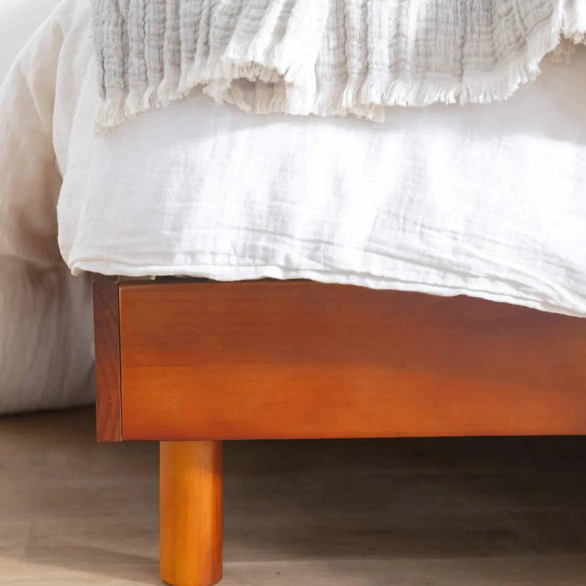 Ensemble matelas mousse + sommier bois massif