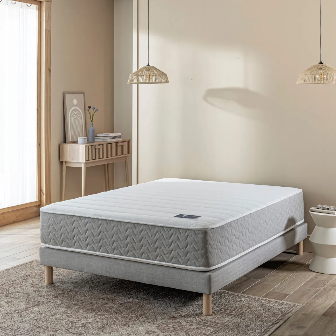 Ensemble sommier et matelas hybride ferme Terre de Nuit Envie