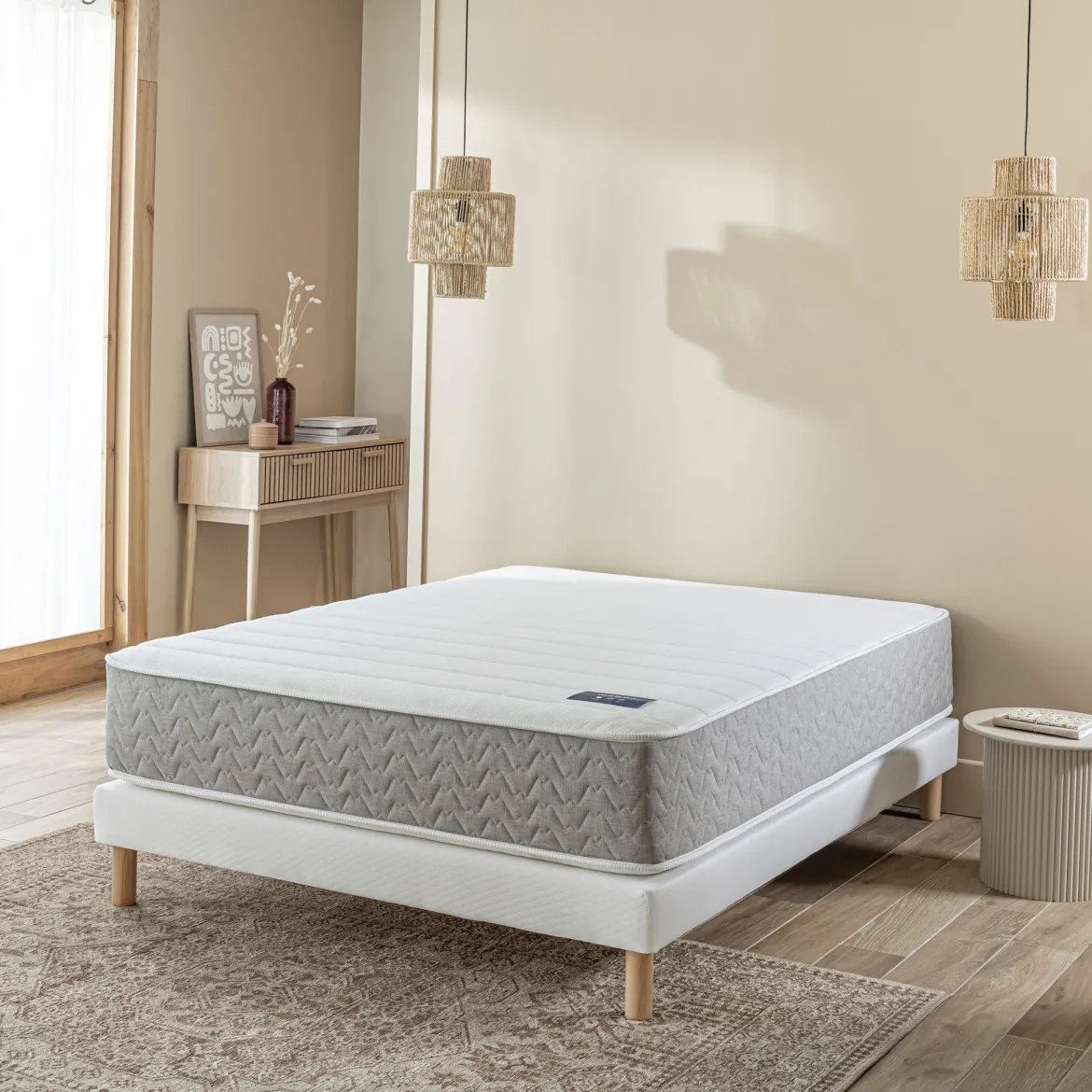 Ensemble sommier et matelas hybride ferme Terre de Nuit Envie