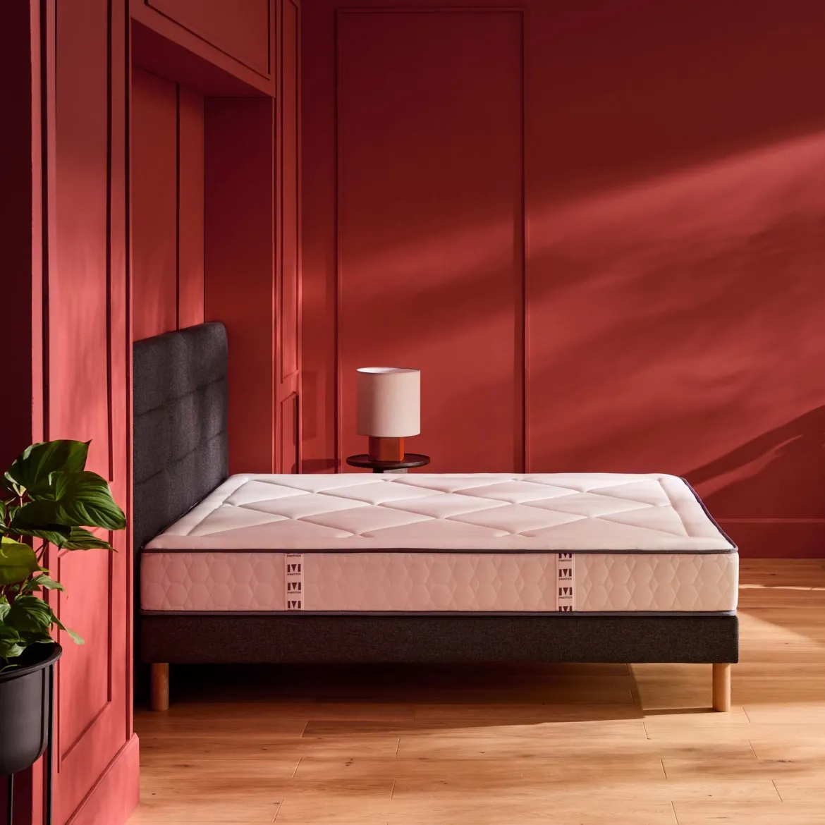 Ensemble sommier et matelas ressorts, mémoire de forme et latex ferme Merinos Full Bed