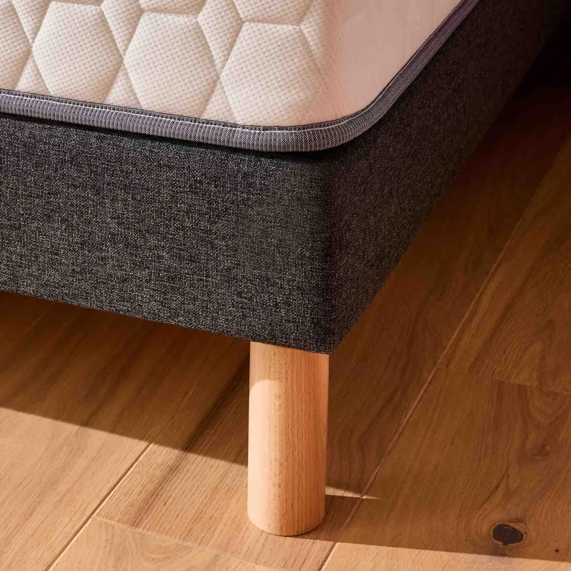 Ensemble sommier et matelas ressorts et mémoire de forme ferme Merinos Beauty Bed