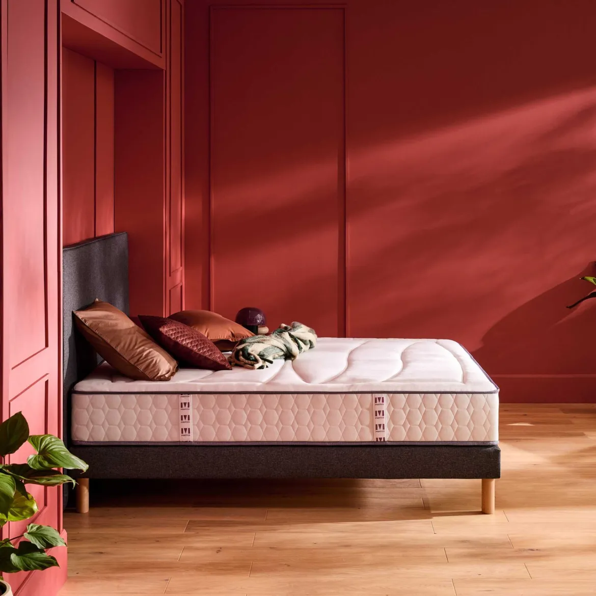 Ensemble sommier et matelas ressorts et mémoire de forme ferme Merinos Beauty Bed
