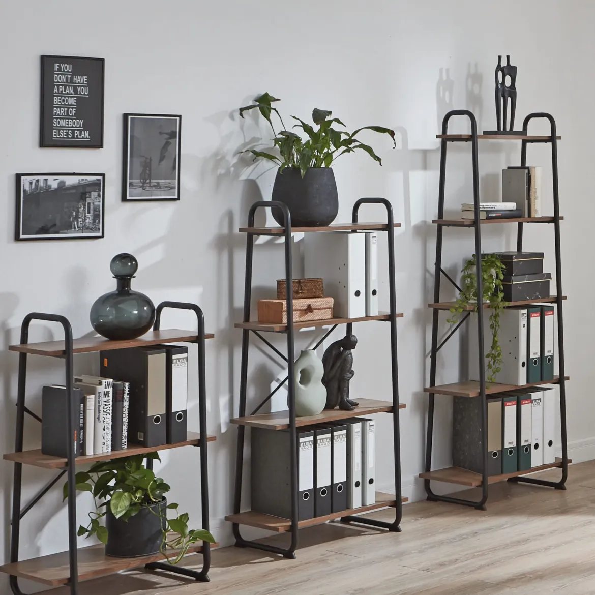 Etagère 3 plateaux en bois imitation chêne et noir laqué - ET15052