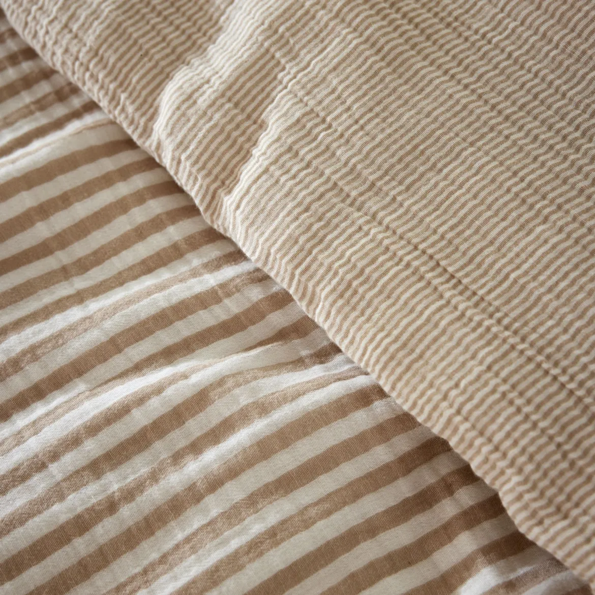 Housse de couette gaze de coton à rayures beige Terre de Nuit Ninon