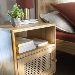 Lit adulte en pin massif tête de lit cannage + 2 chevets cannage ANNA