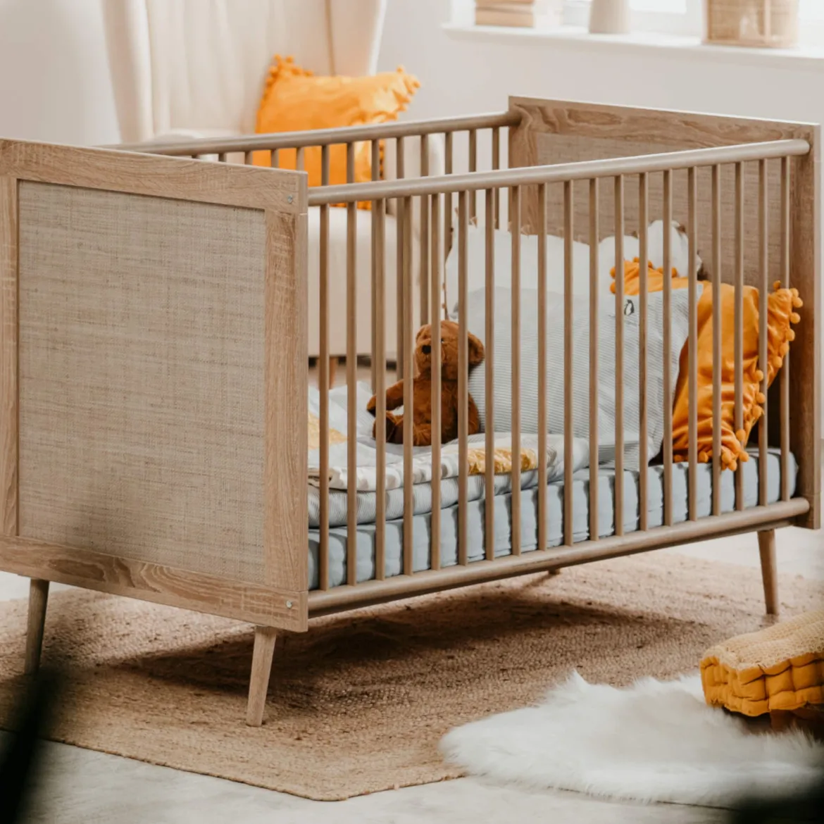 Lit bébé à barreaux en bois imprimé cannage - LT7085