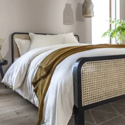 Lit cannage en pin massif ANNA - LT17018