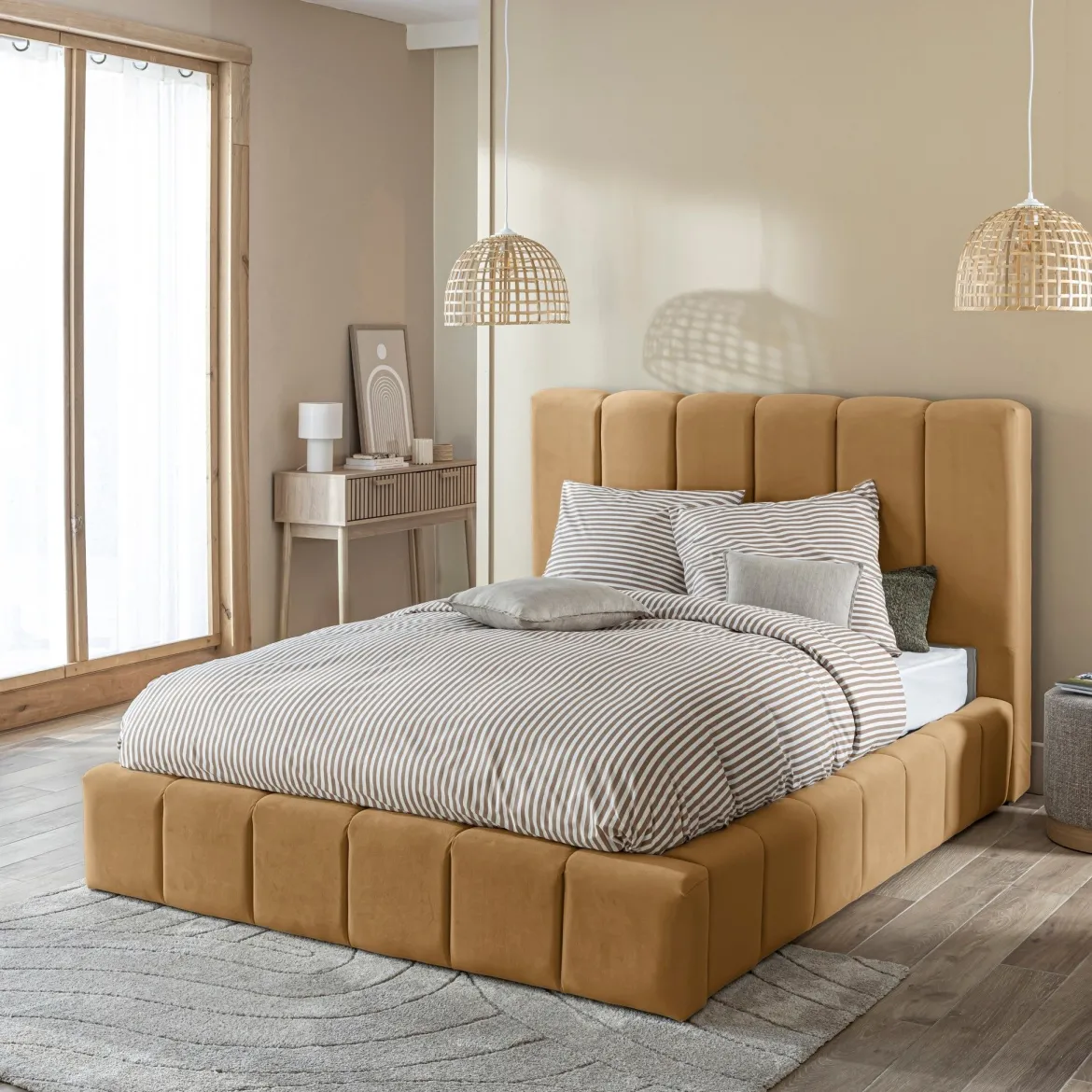 Lit coffre en velours matelassé