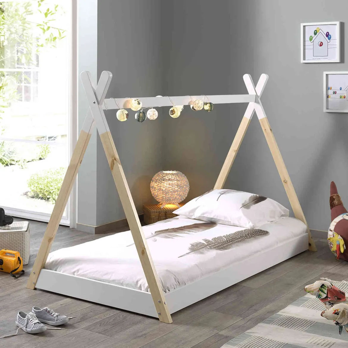 Lit enfant tipi inspiration Montessori en bois blanc - Terre de Nuit
