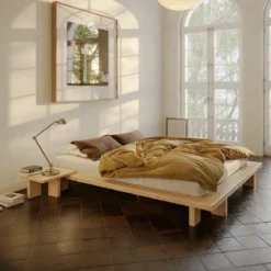 Lit en pin massif avec tables de chevet JAPAN