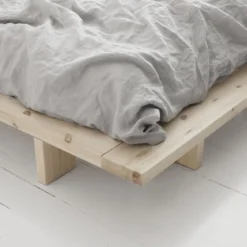 Lit en pin massif avec tables de chevet JAPAN