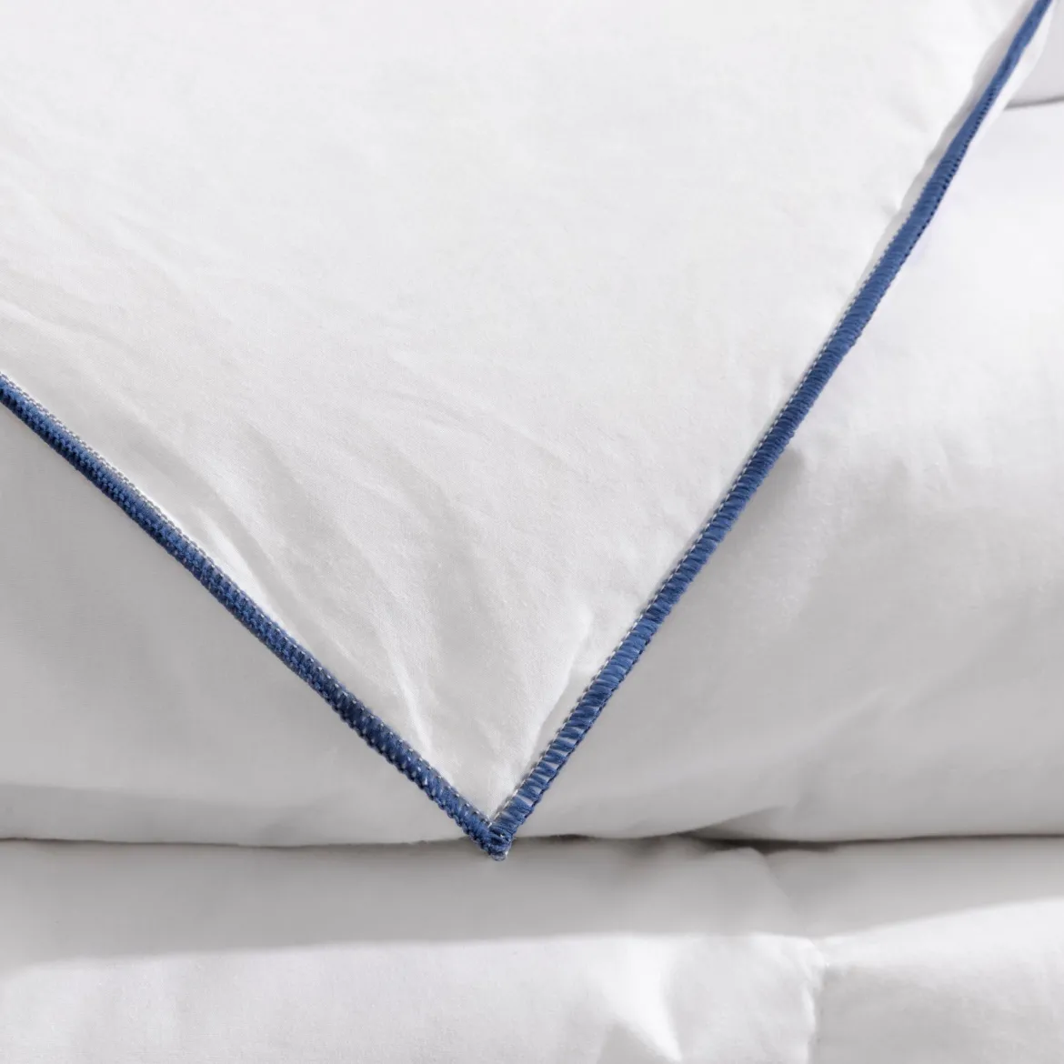 Pack couette prestige hôtellerie et oreiller 70% duvet de canard anti-allergènes Someo