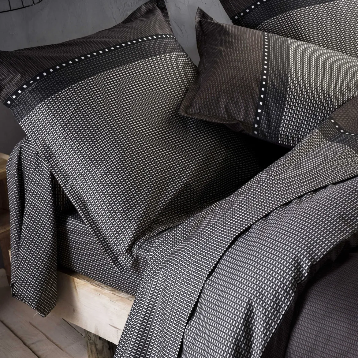 Parure de lit satin de coton Enzo Noir - Tradilinge