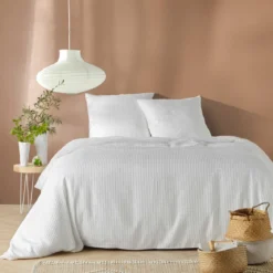 Parure de lit 240x220 microfibre gaufrée blanc Douceur d'Intérieur Abelia