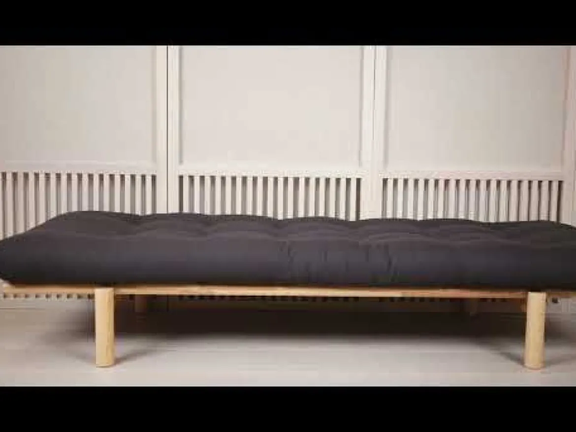 Sofa PACE en pin massif naturel matelas 75x200 + coussins 40x60 inclus