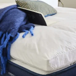 Surmatelas duvet et plumes de canard Someo Rêve