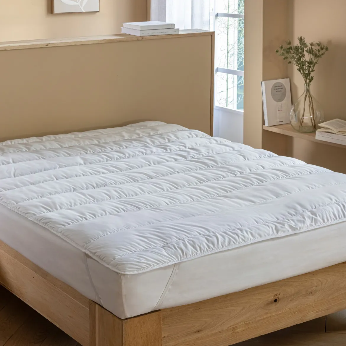 Surmatelas moelleux anti-acariens Terre de Nuit