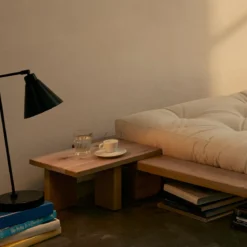 Table de chevet en chêne massif Karup Design JAPAN
