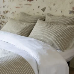 Taie d'oreiller coton rayure beige Terre de Nuit Dune